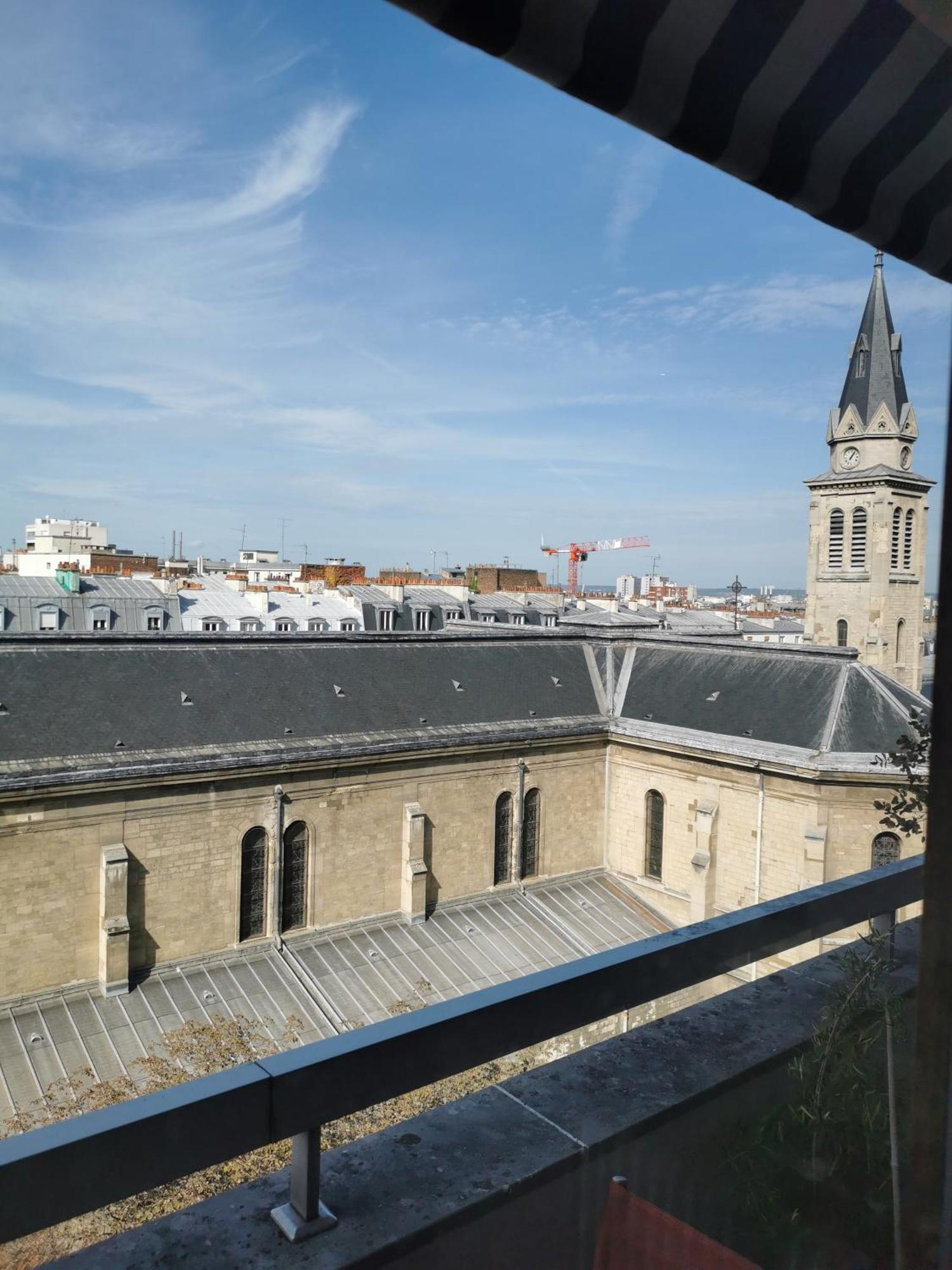 Le Charme De Montmartre A Ciel Ouvert Parijs Buitenkant foto